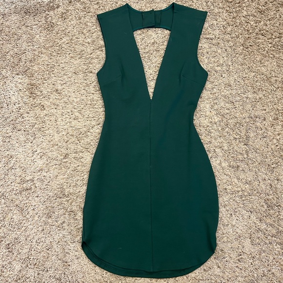 Windsor club dress - Picture 2 of 2